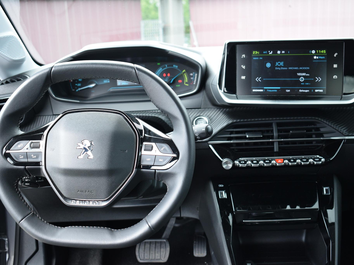 Peugeot Peugeot