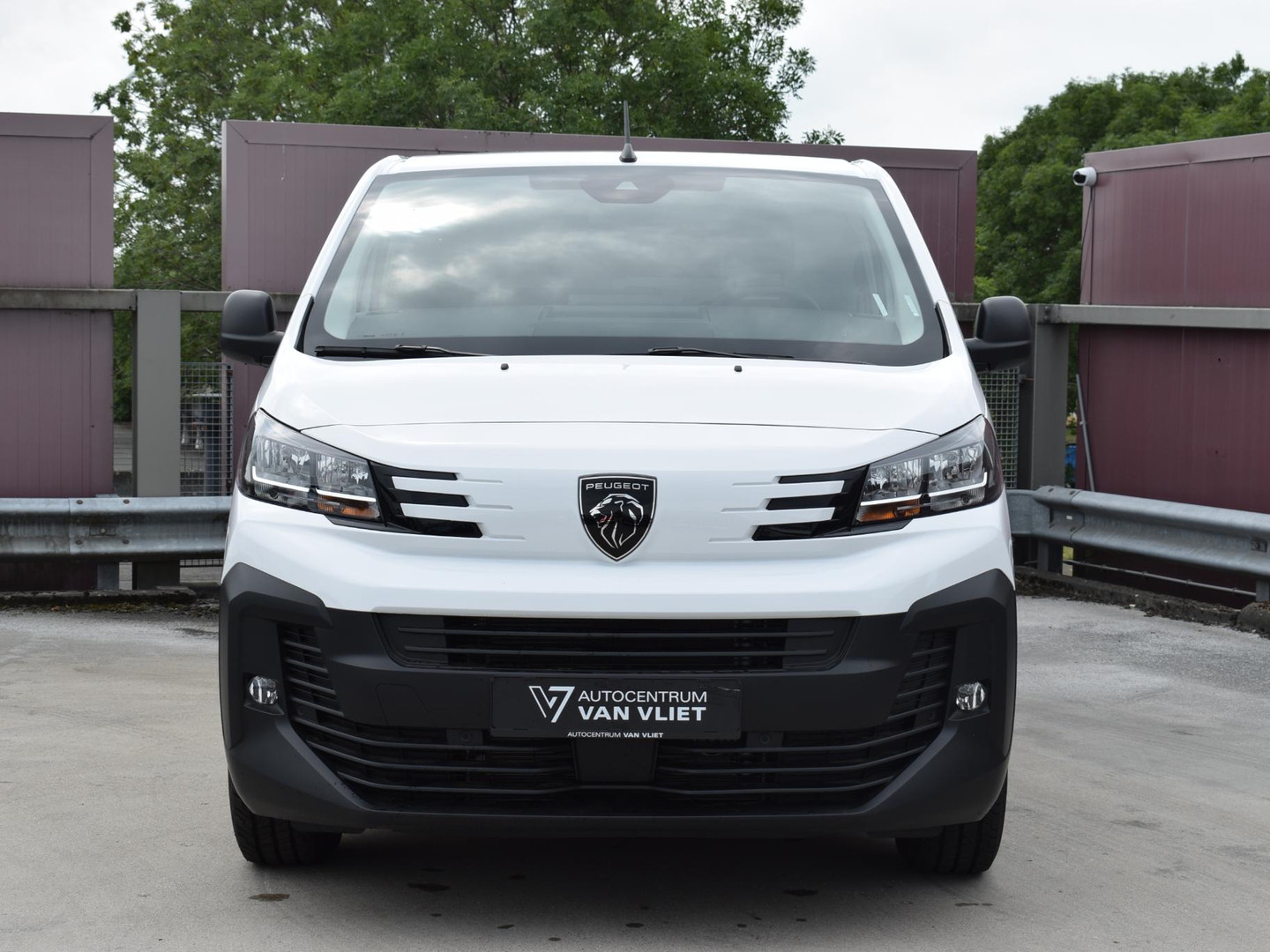 Peugeot Peugeot