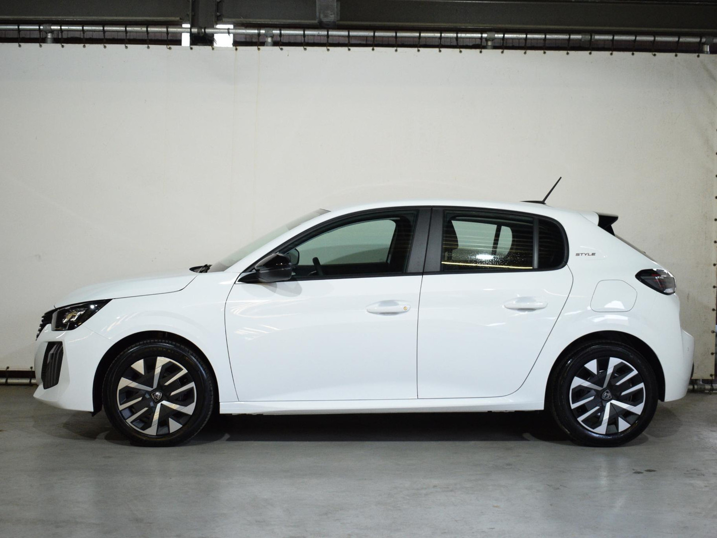 Peugeot Peugeot