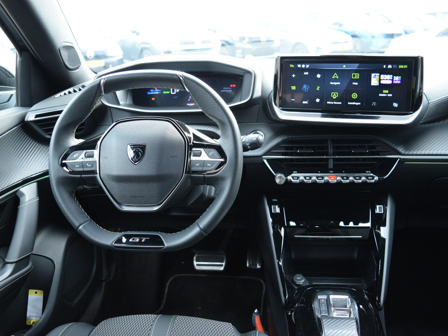 Peugeot e-2008