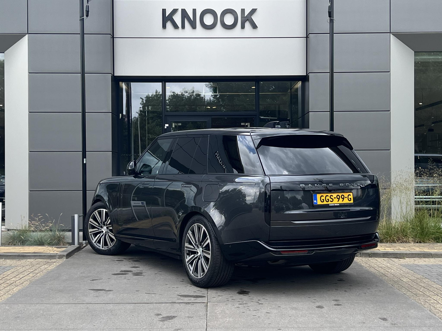 Land Rover