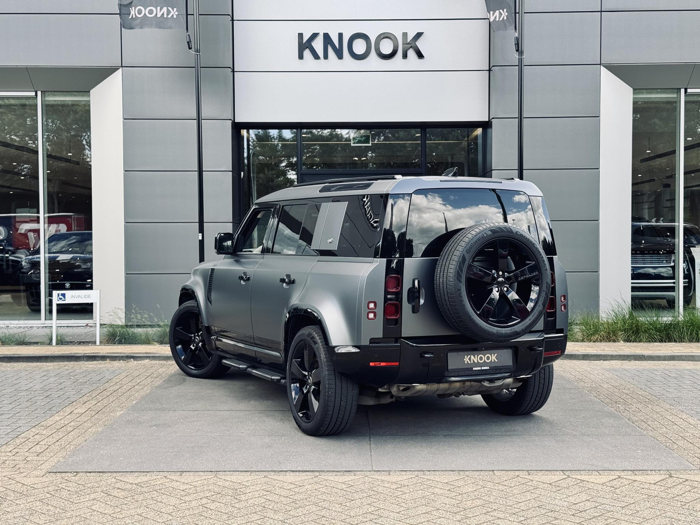 Land Rover Land Rover