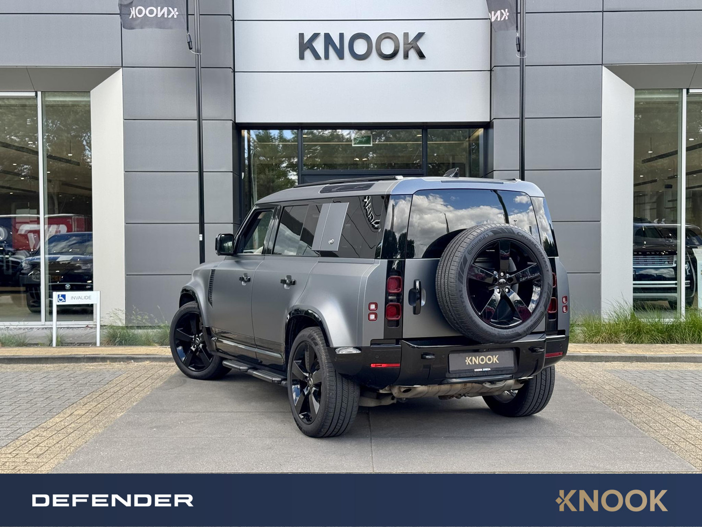 Land Rover Land Rover