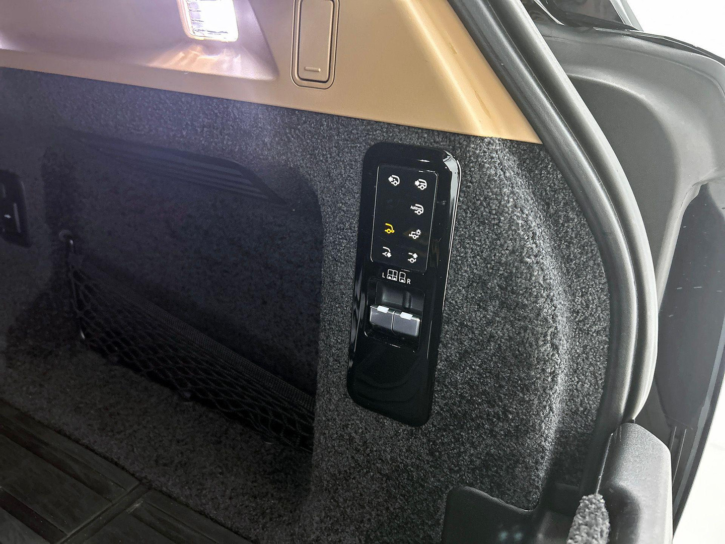 Land Rover Land Rover