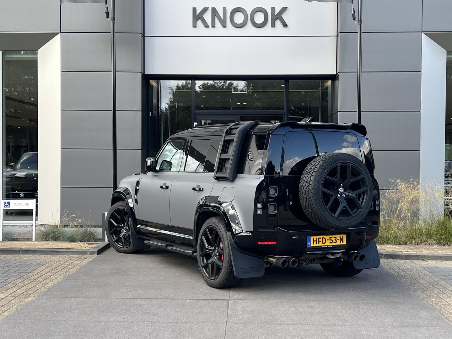 Land Rover Land Rover