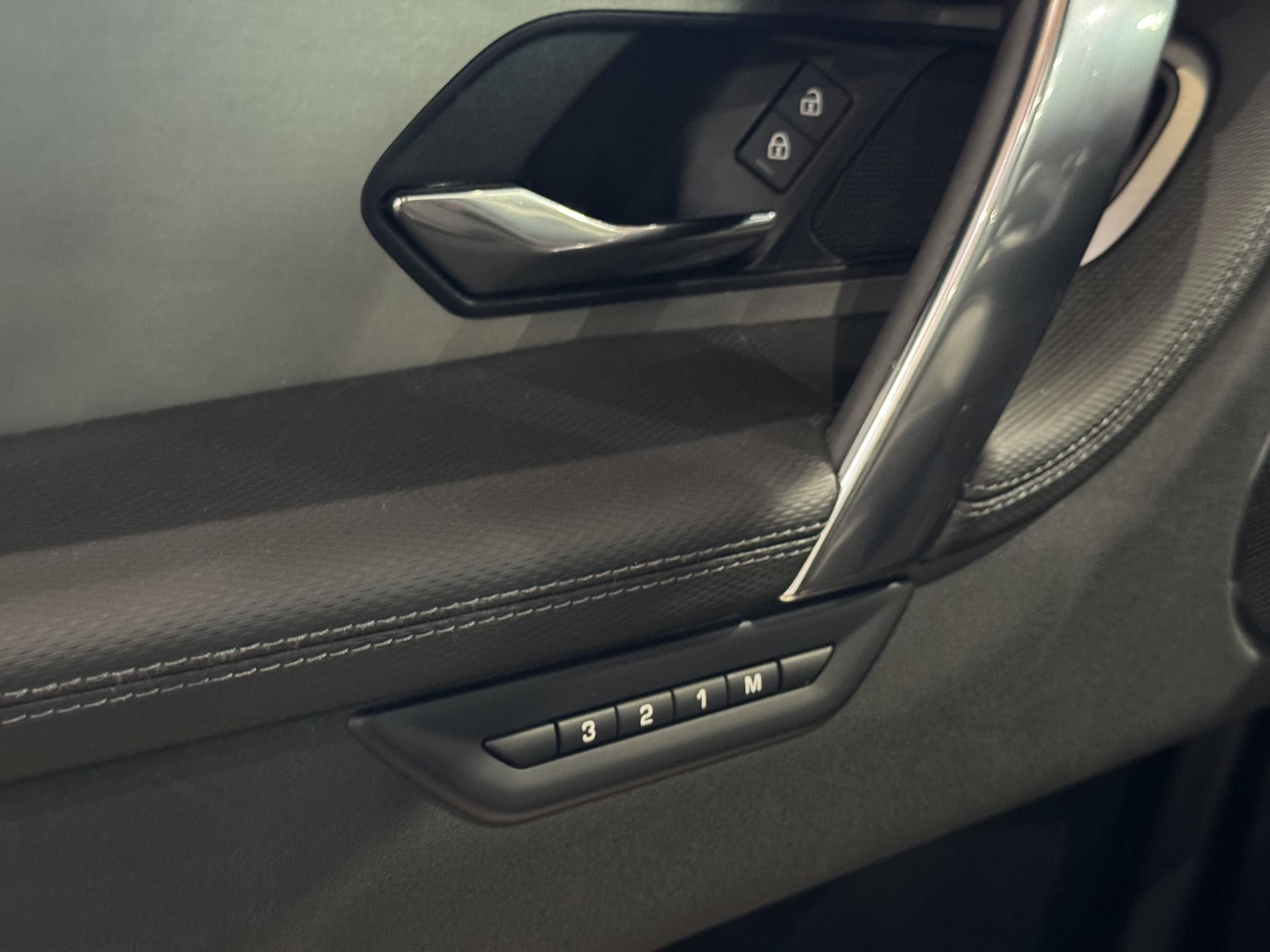 Land Rover Land Rover