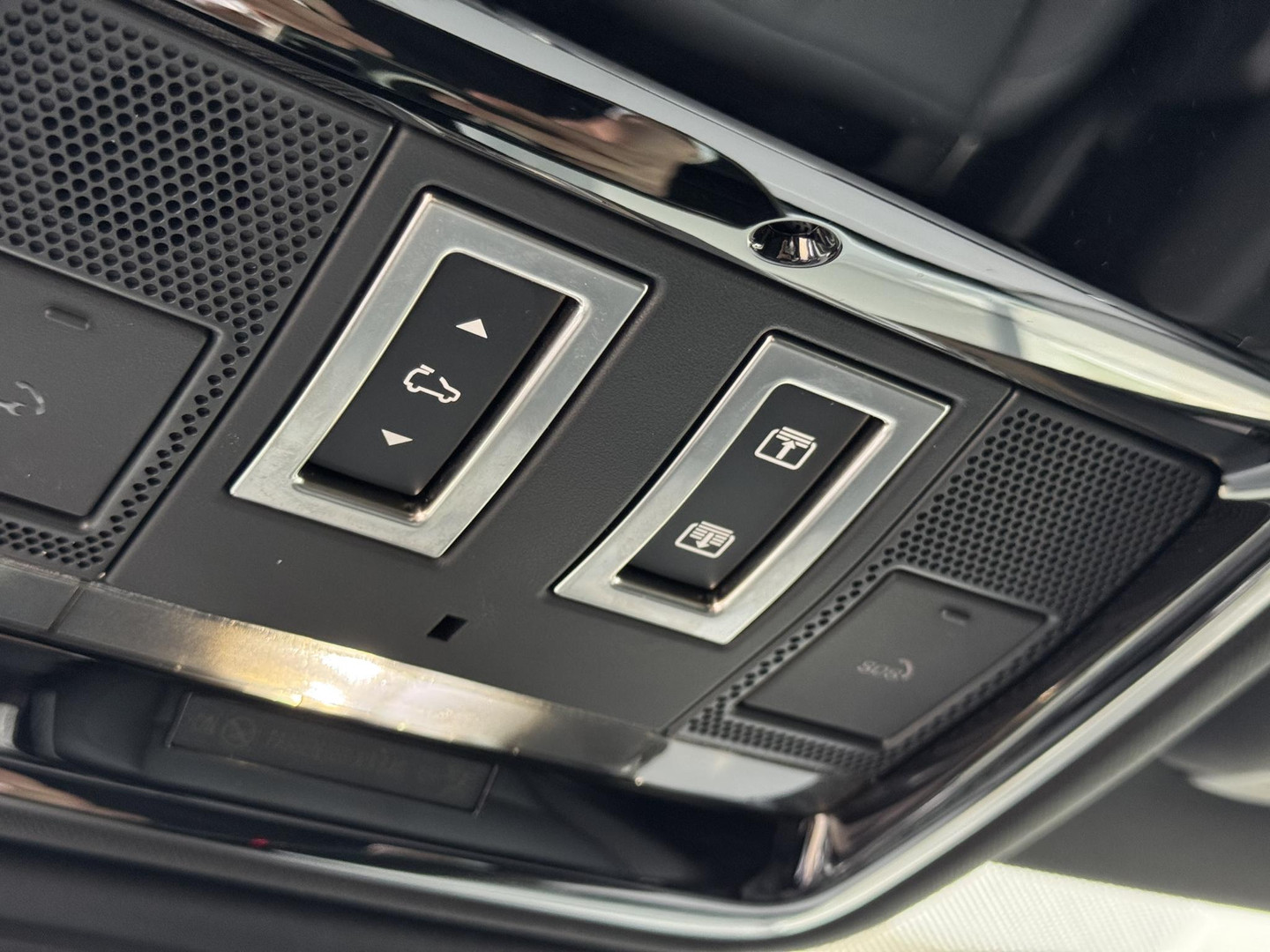 Land Rover Land Rover