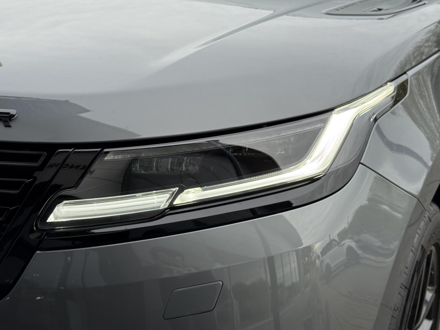 Land Rover Land Rover