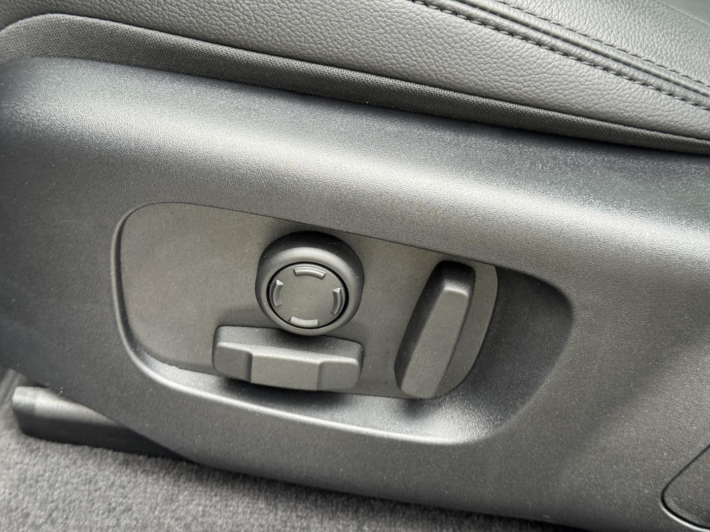 Land Rover Land Rover