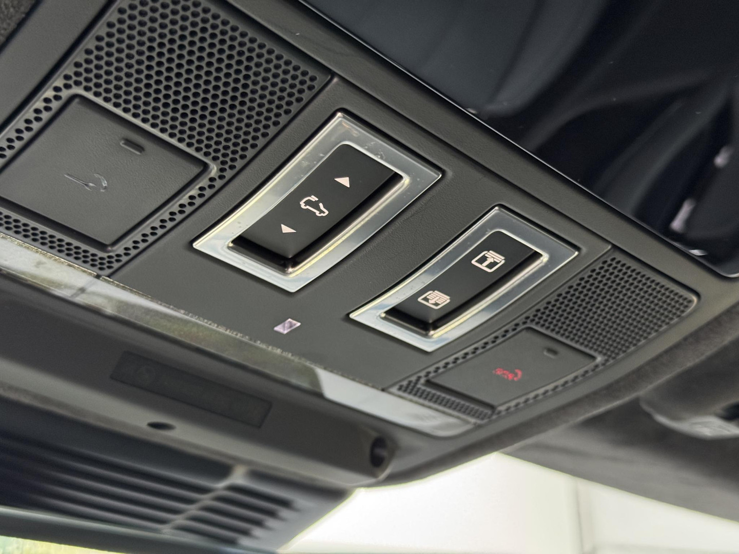 Land Rover Land Rover