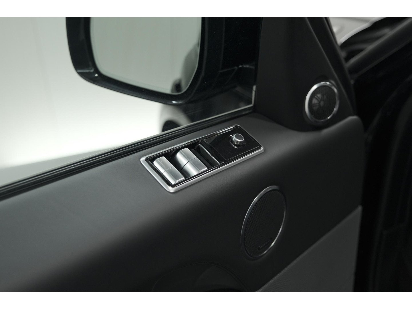 Land Rover Land Rover