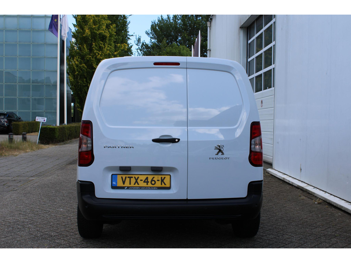 Peugeot Peugeot