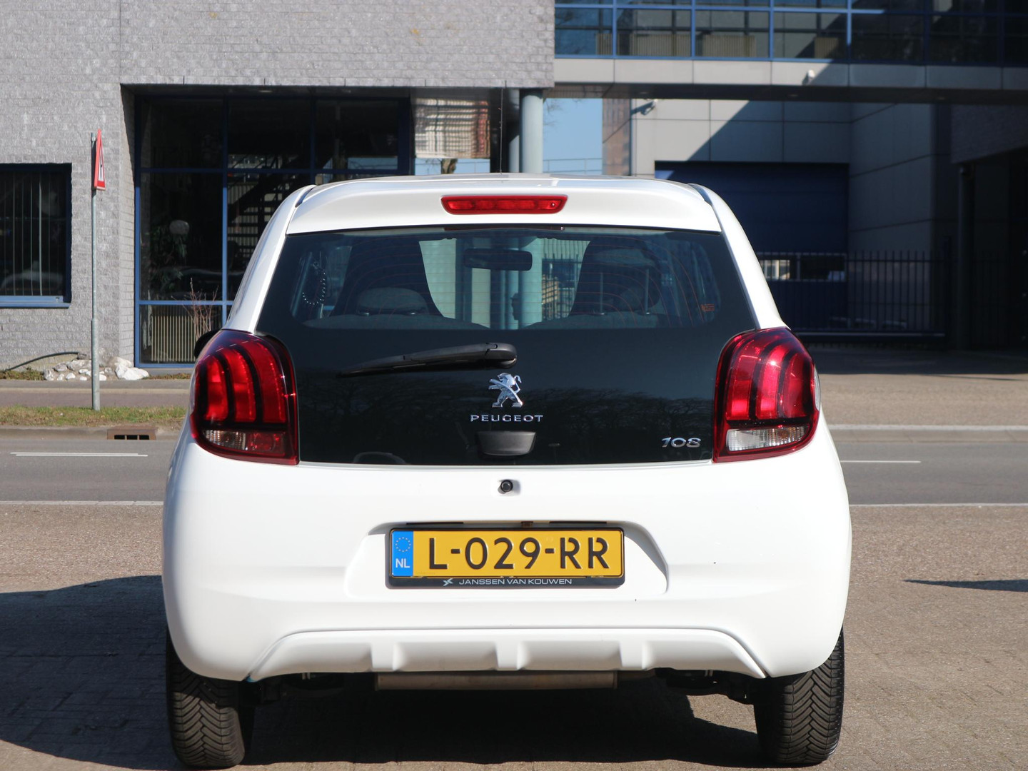 Peugeot Peugeot