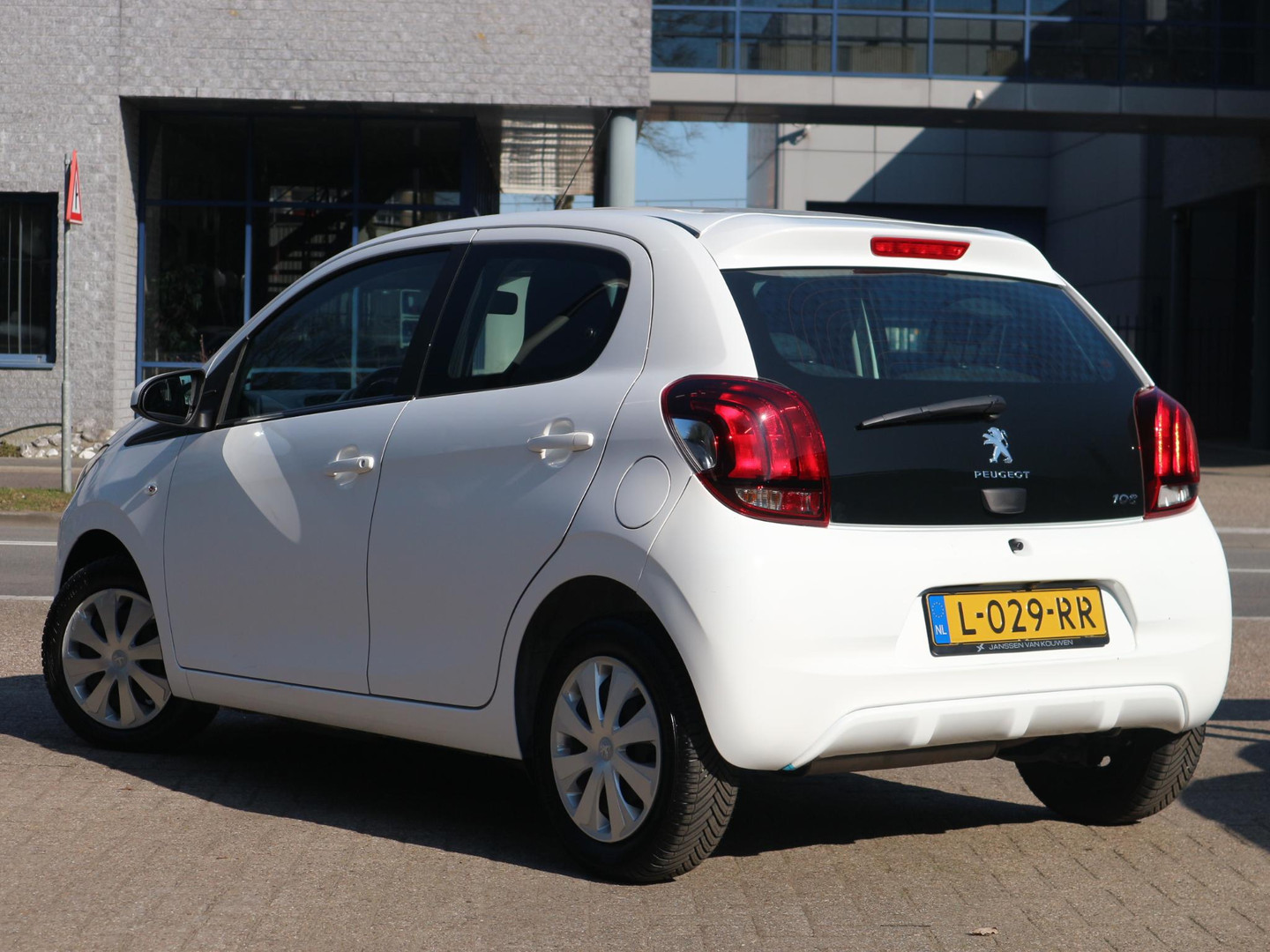 Peugeot Peugeot
