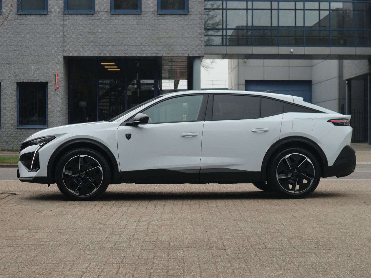 Peugeot Peugeot