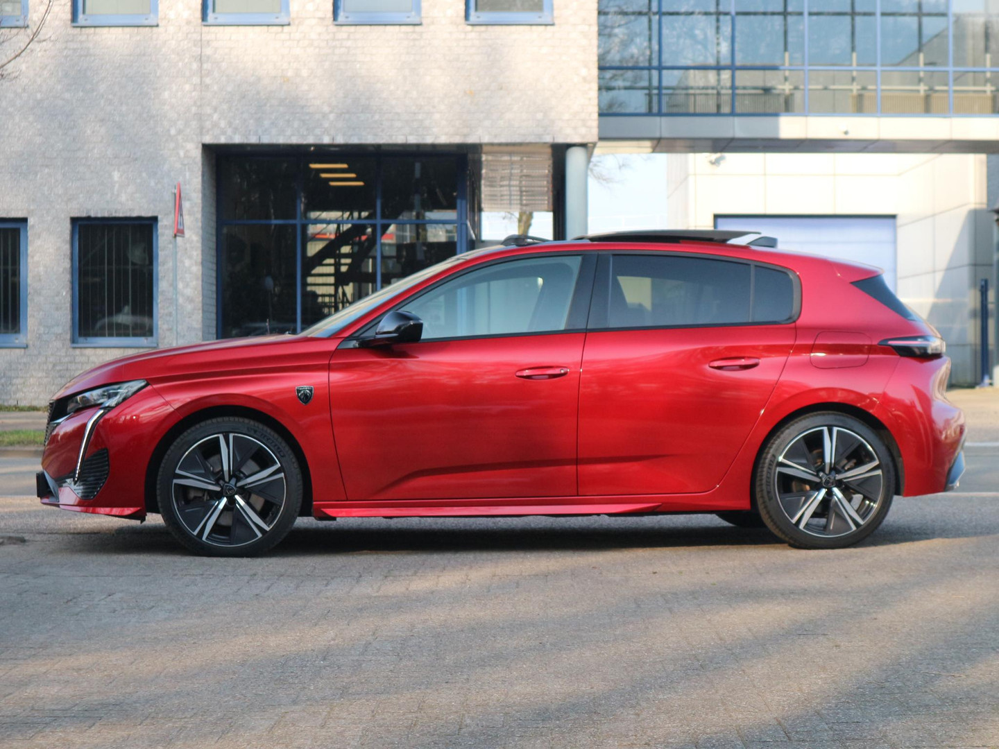 Peugeot Peugeot