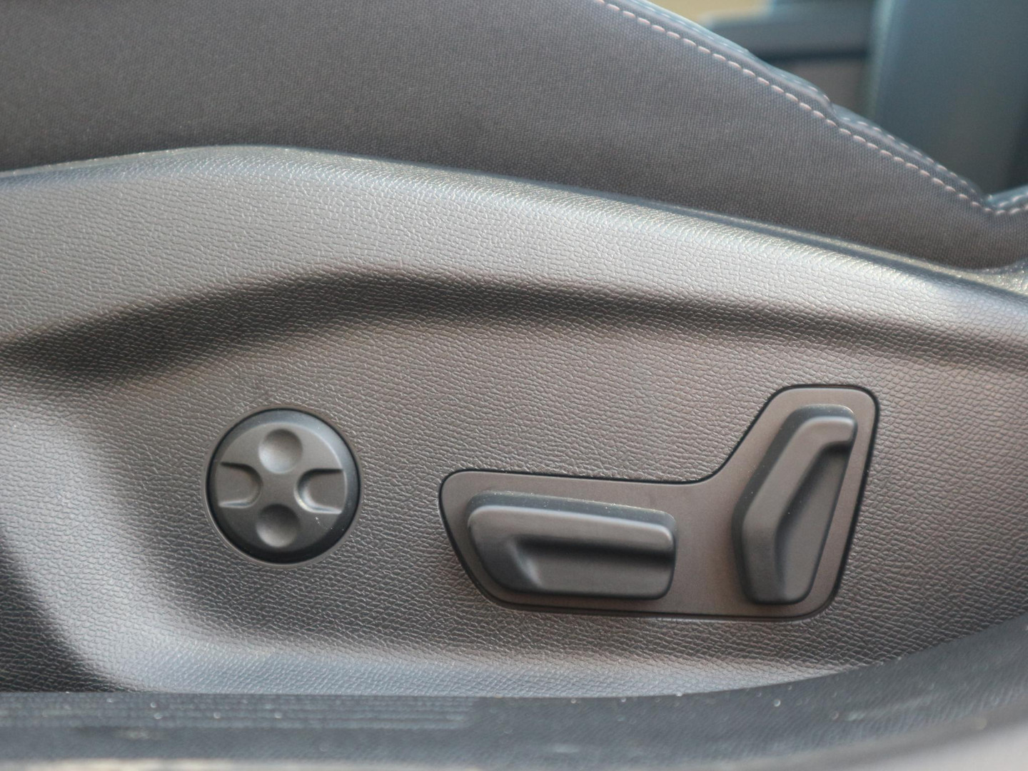 Peugeot Peugeot