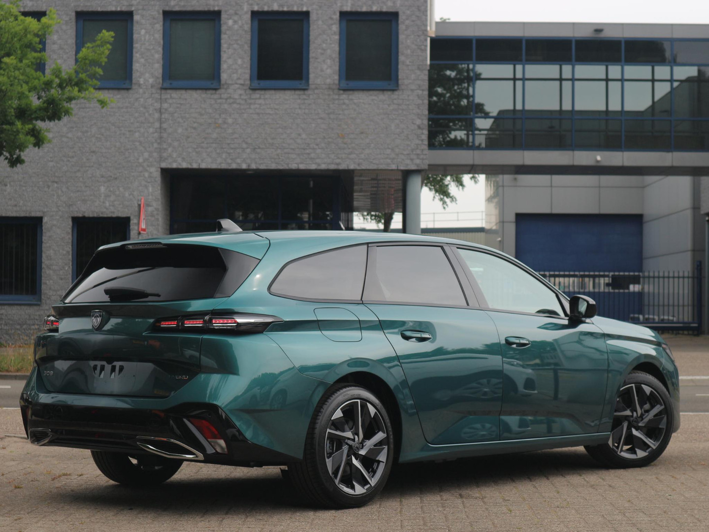 Peugeot Peugeot