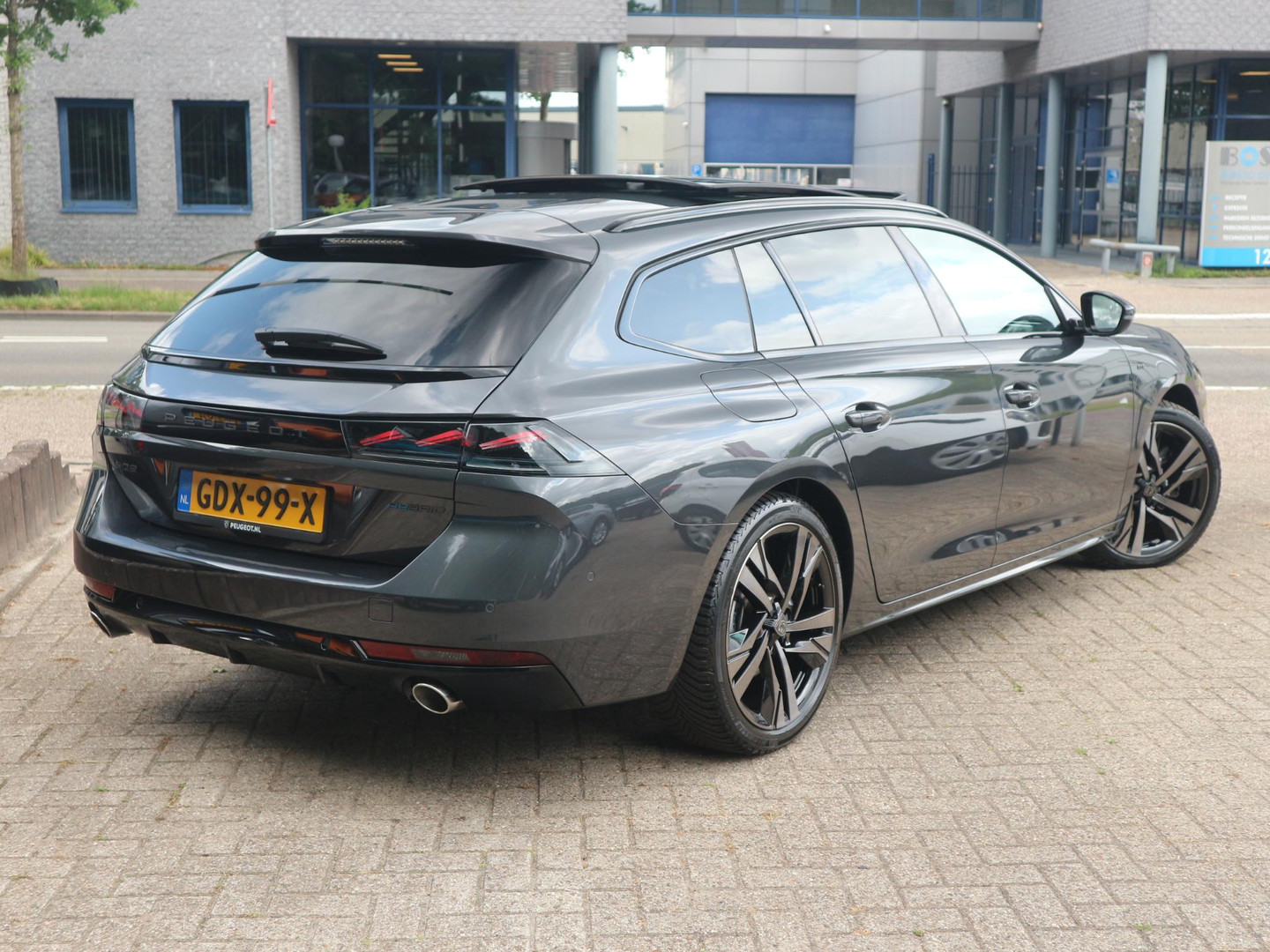 Peugeot Peugeot