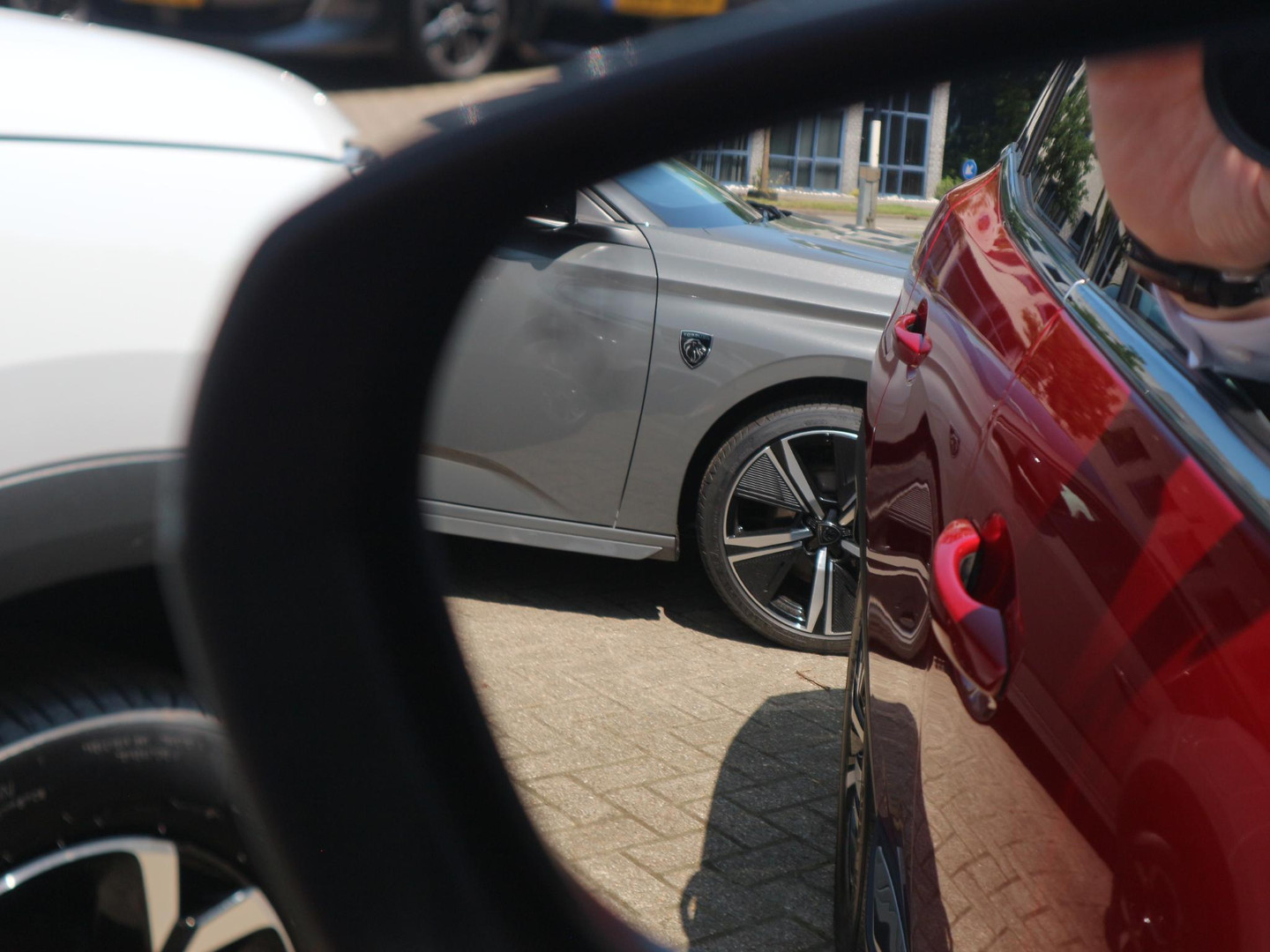 Peugeot Peugeot