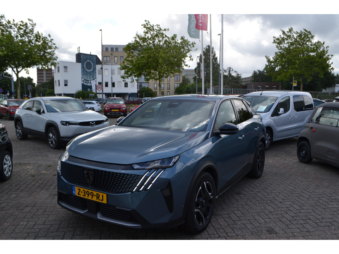 Peugeot Peugeot