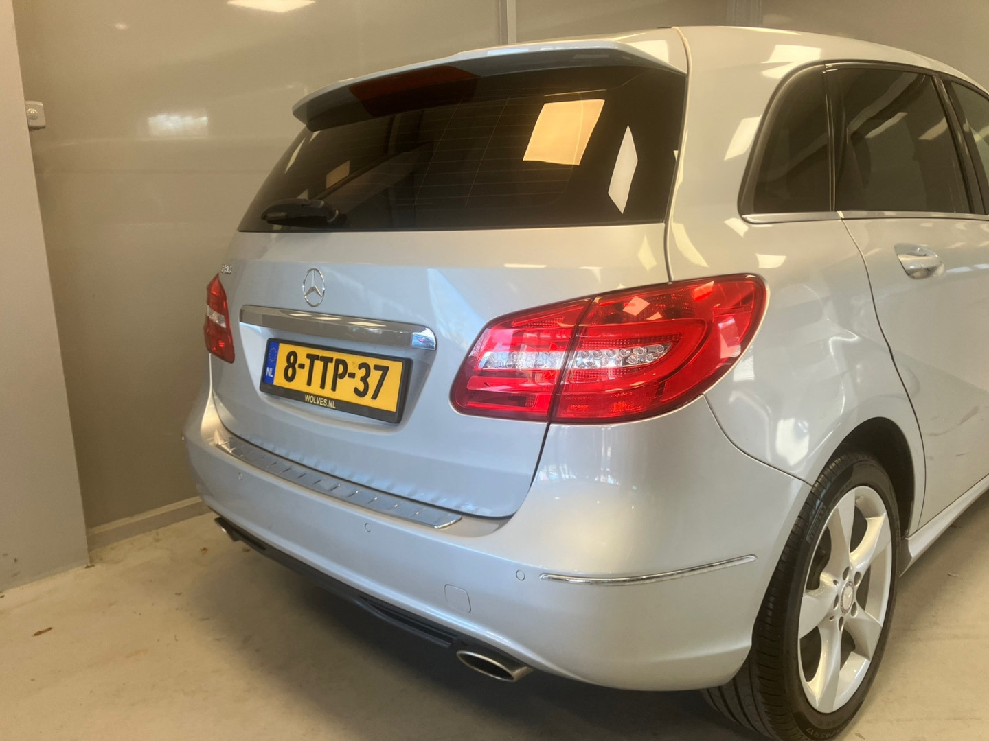 Mercedes-Benz Mercedes-Benz