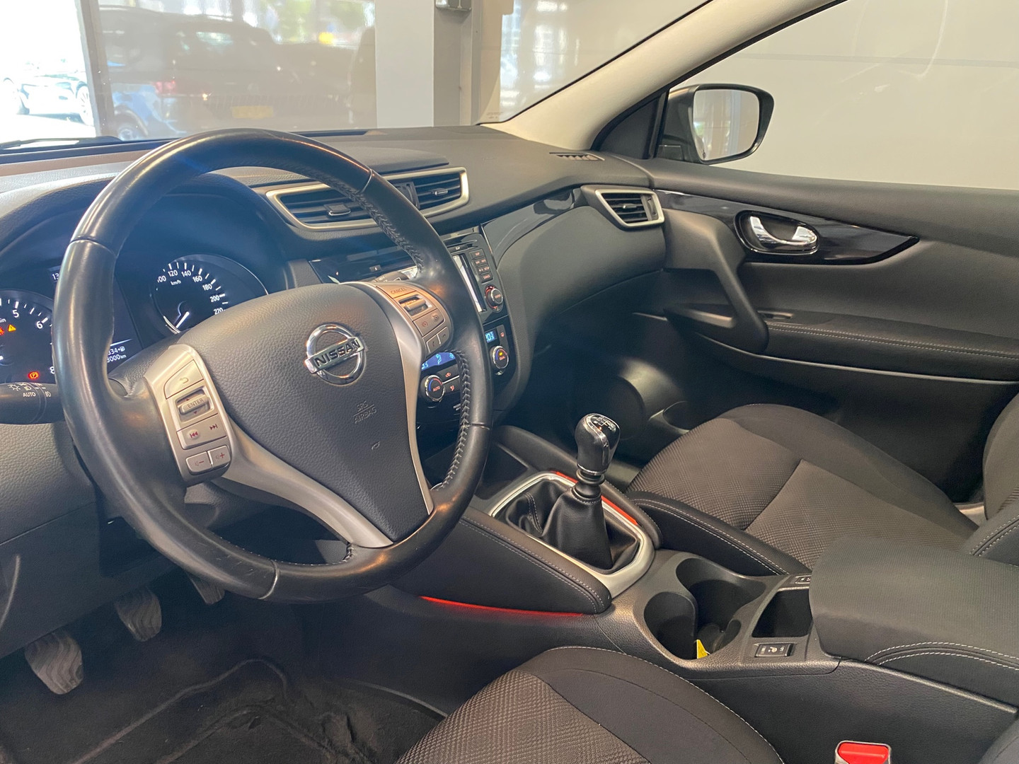 Nissan Nissan