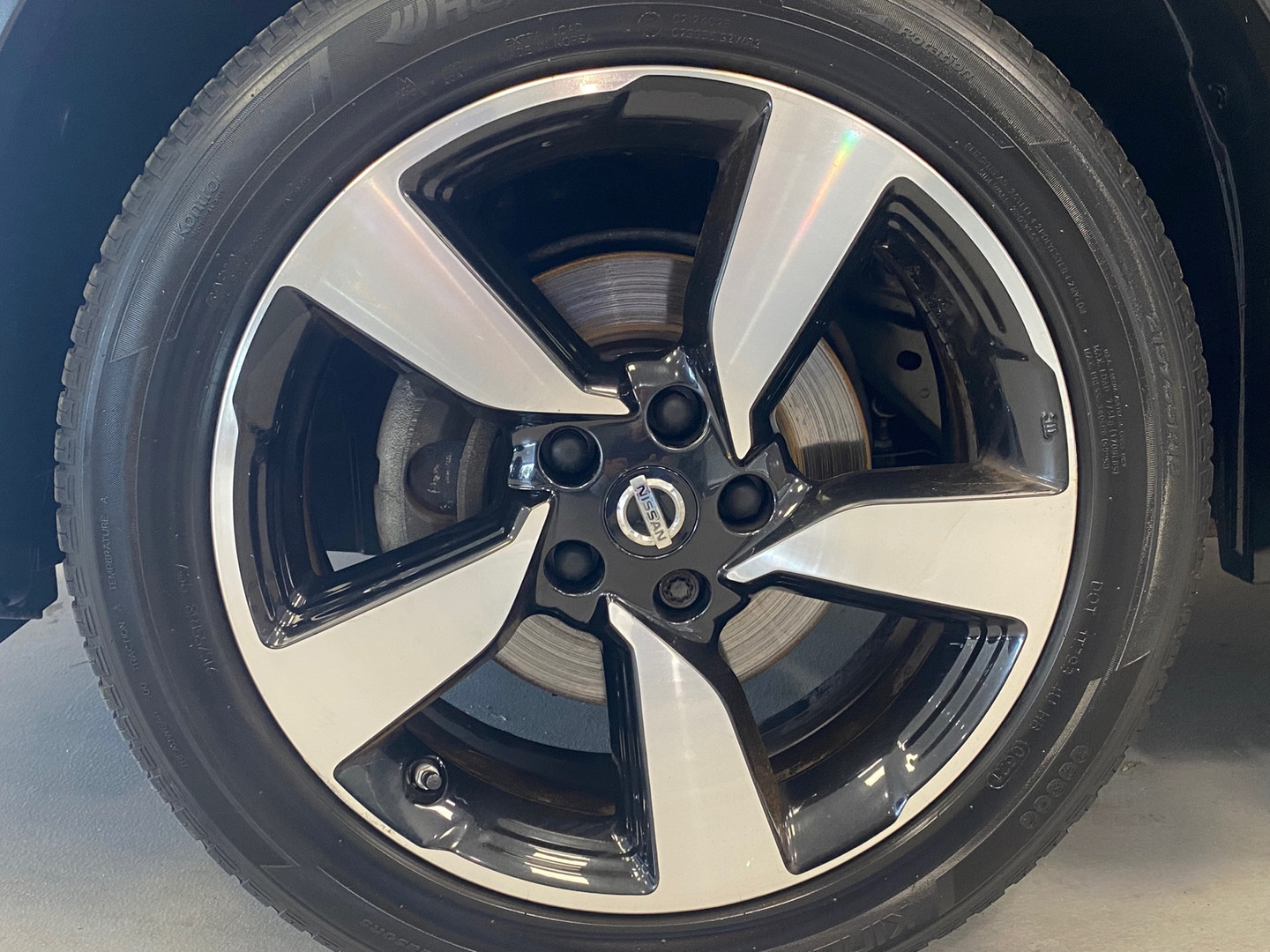 Nissan Nissan