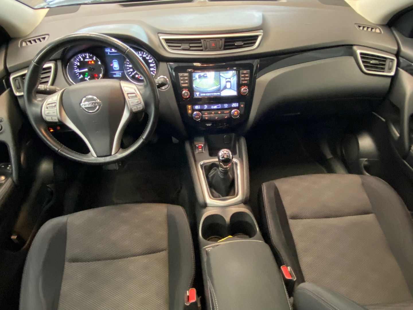 Nissan Nissan