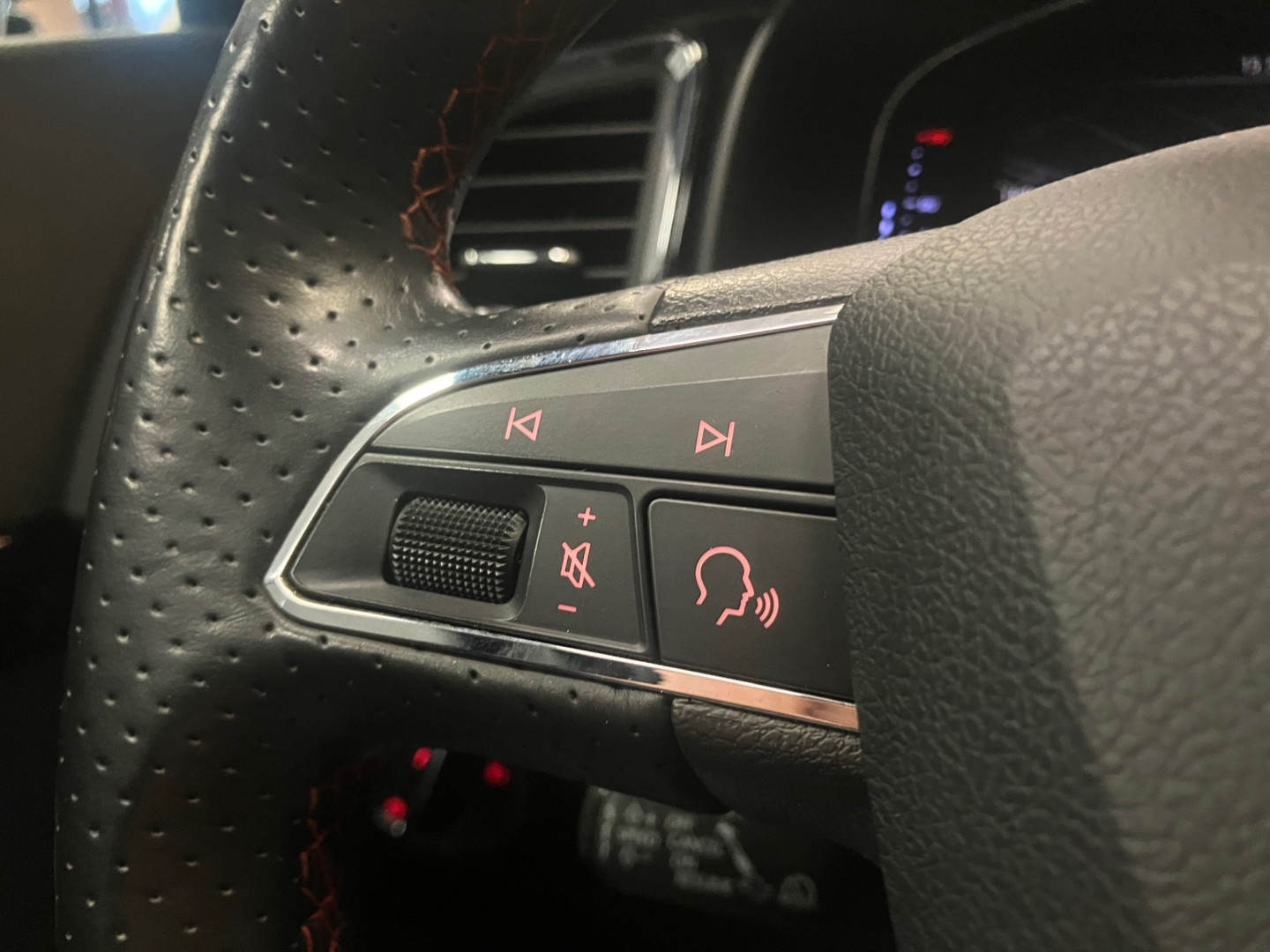 SEAT SEAT