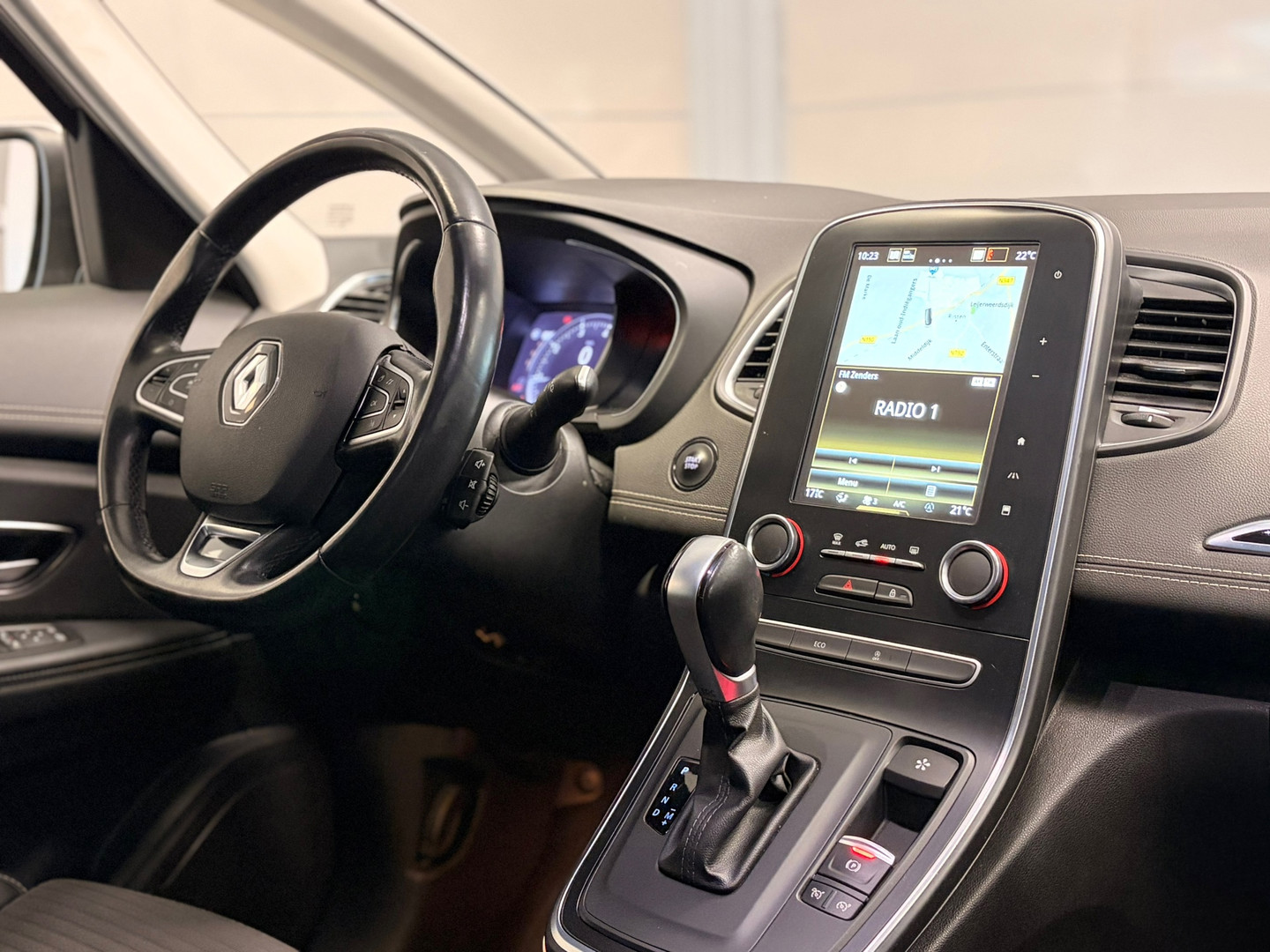 Renault Renault