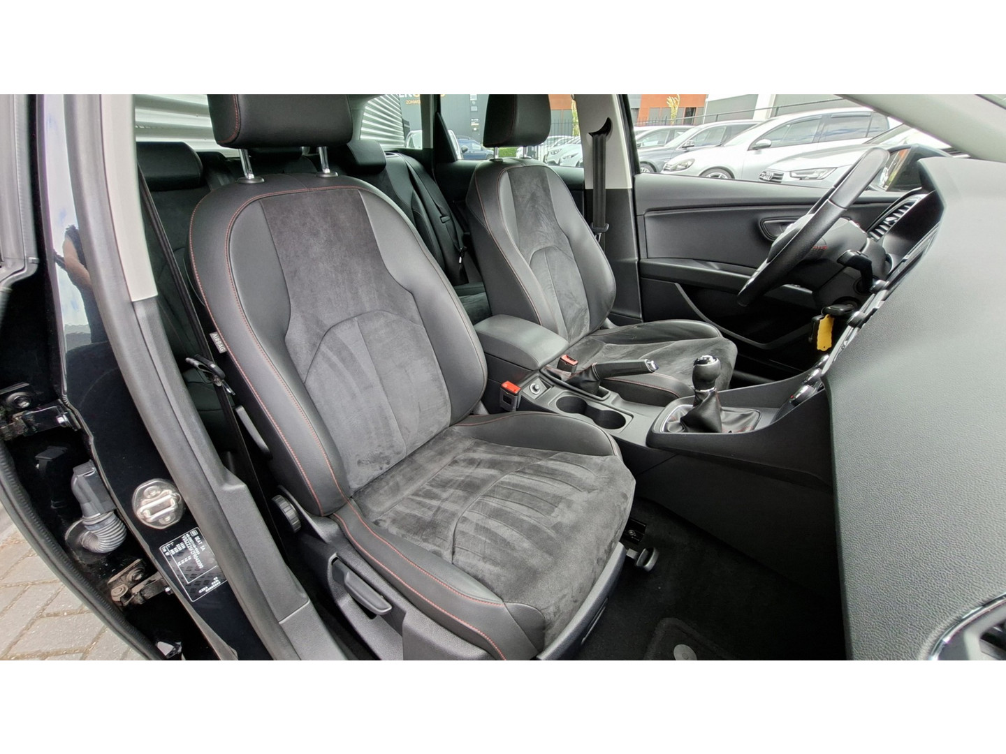 SEAT SEAT