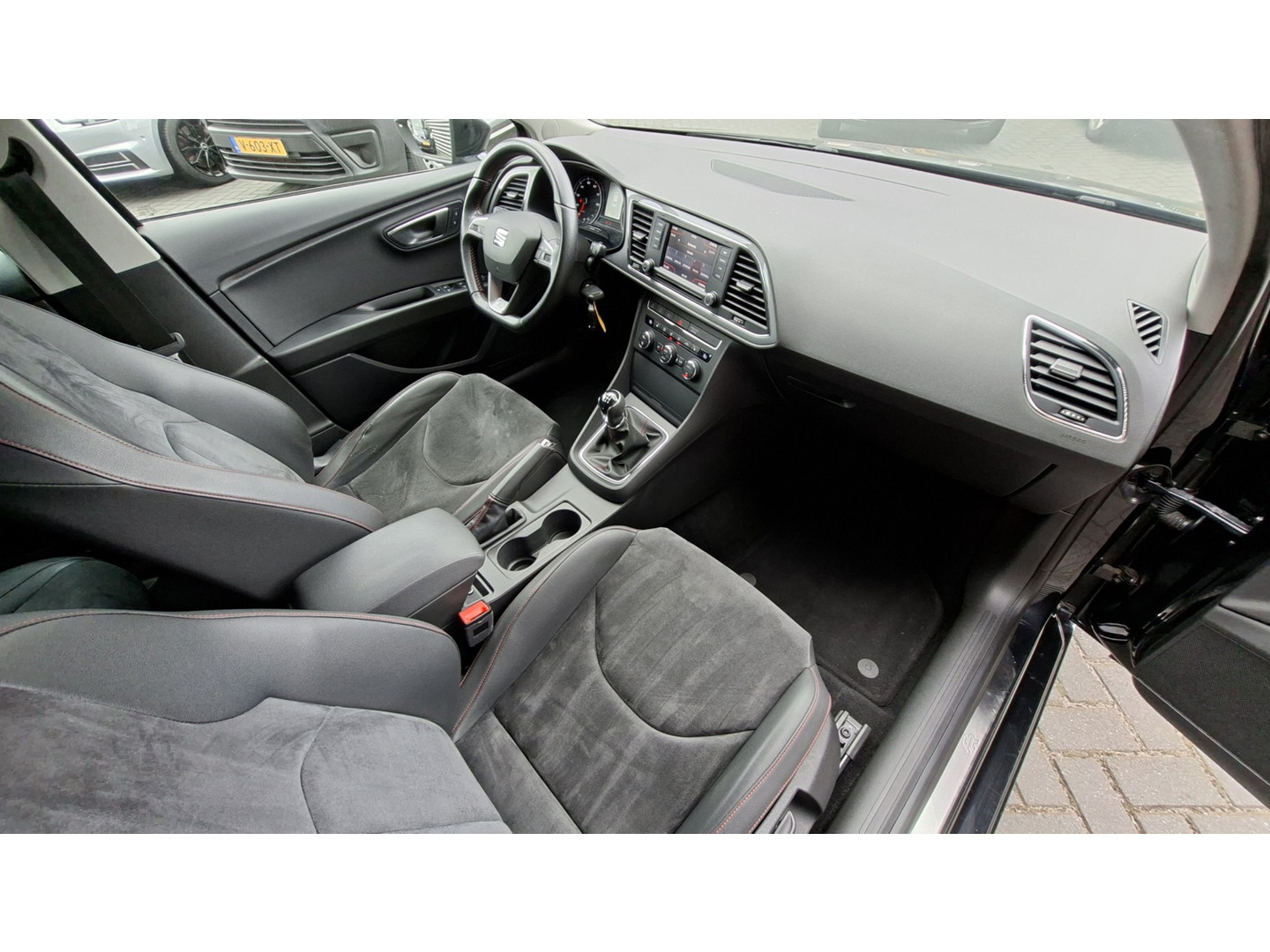 SEAT SEAT