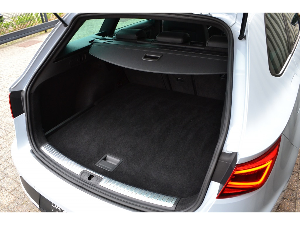 SEAT SEAT