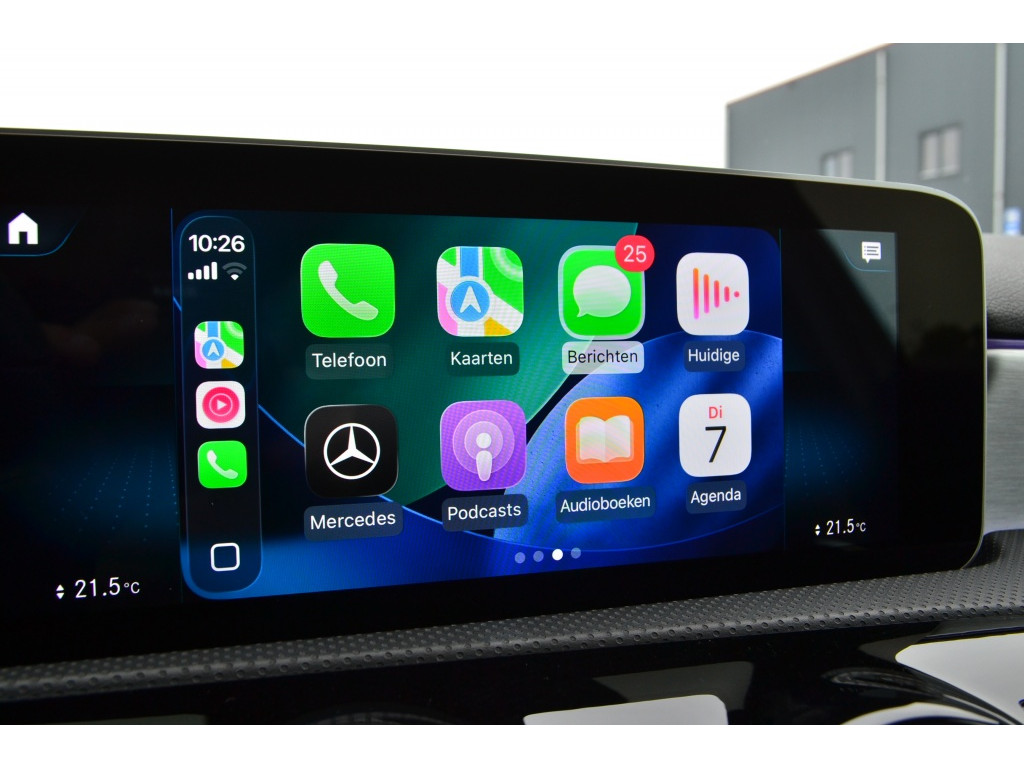 Mercedes-Benz Mercedes-Benz