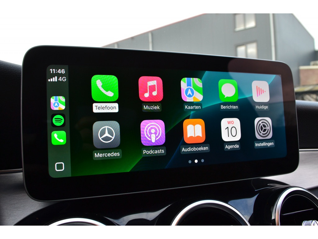 Mercedes-Benz Mercedes-Benz