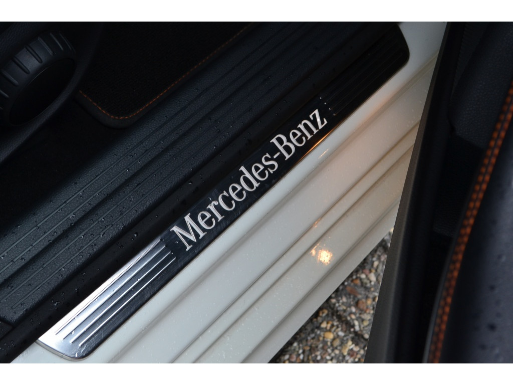 Mercedes-Benz Mercedes-Benz