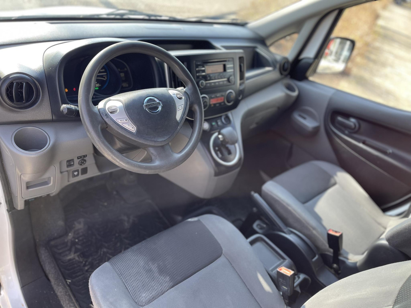 Nissan Nissan