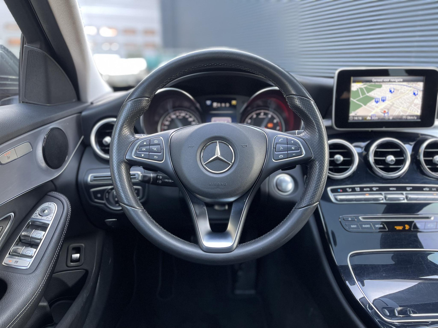 Mercedes-Benz Mercedes-Benz