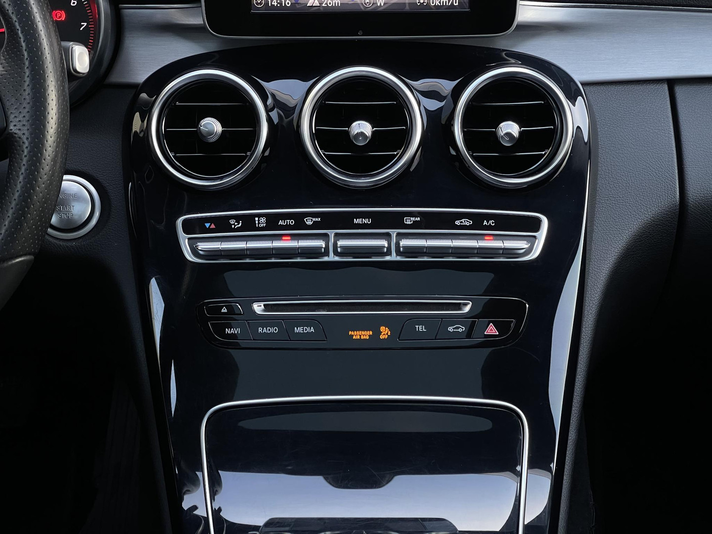 Mercedes-Benz Mercedes-Benz