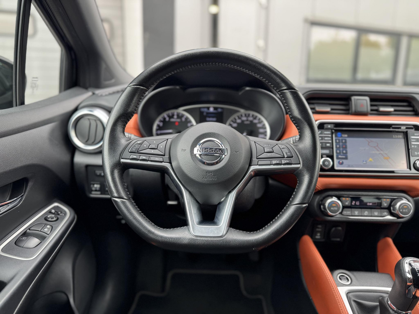 Nissan Nissan