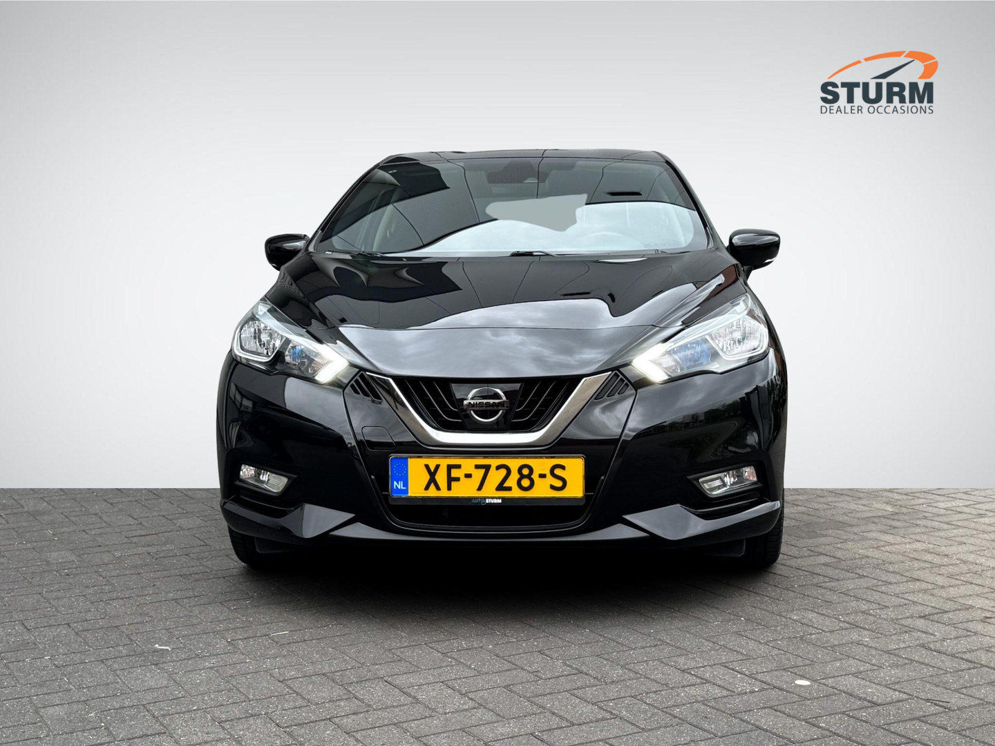 Nissan Nissan
