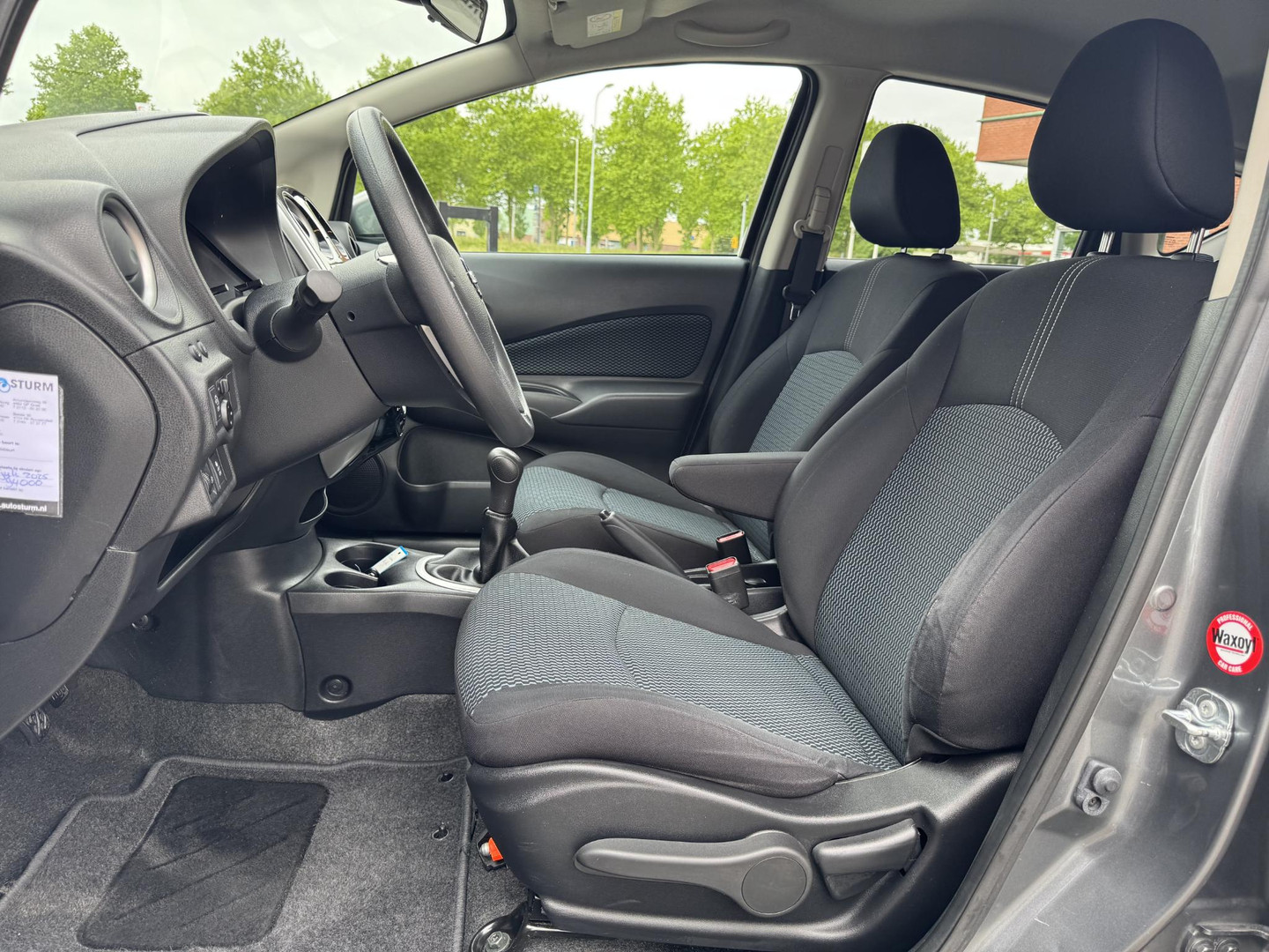 Nissan Nissan