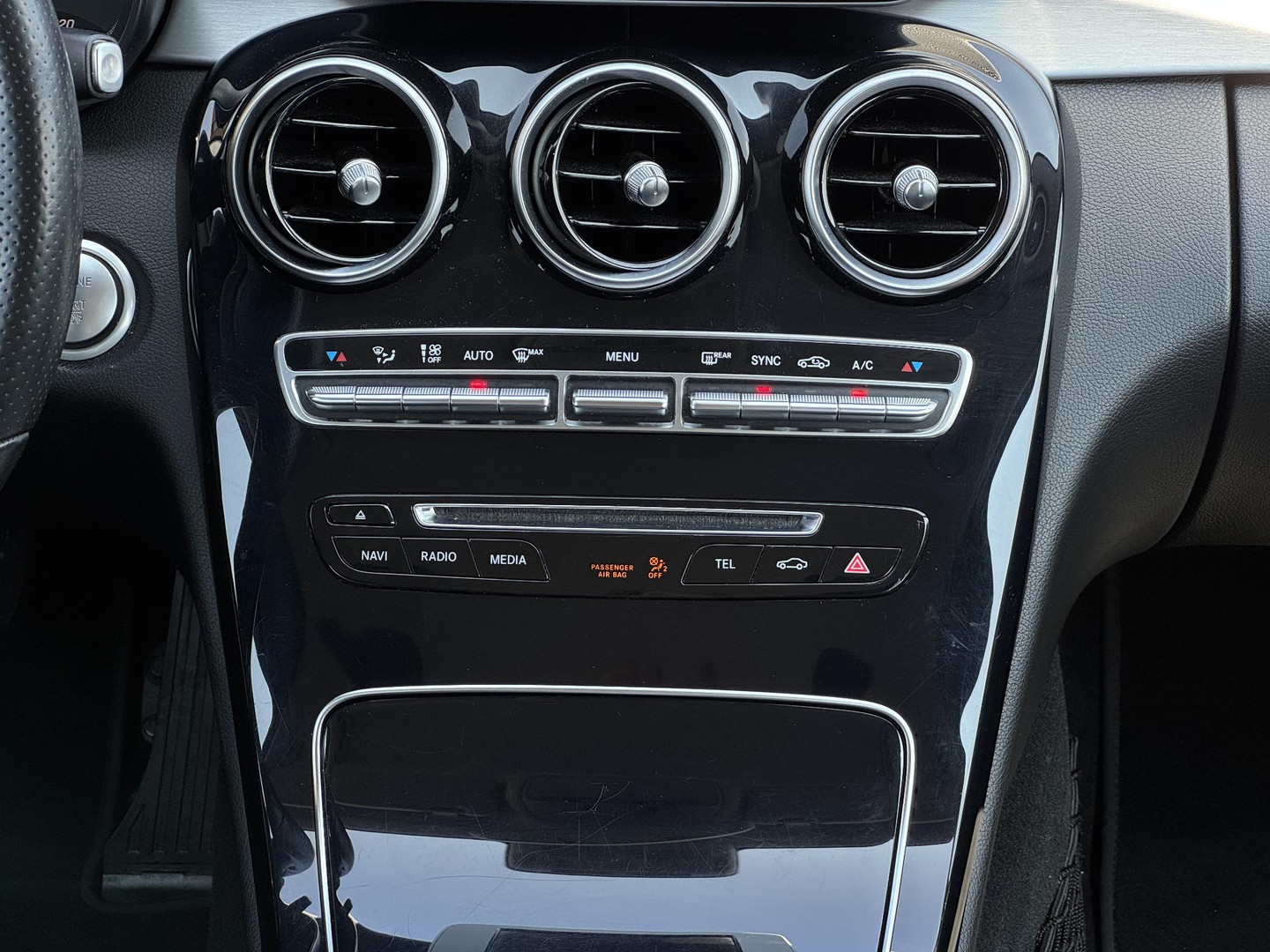 Mercedes-Benz Mercedes-Benz