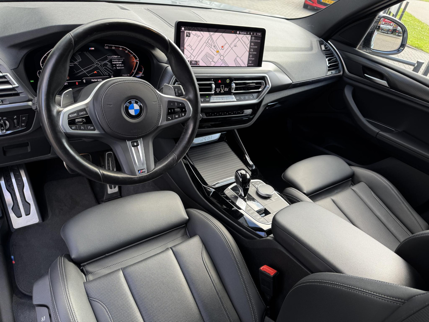 BMW BMW