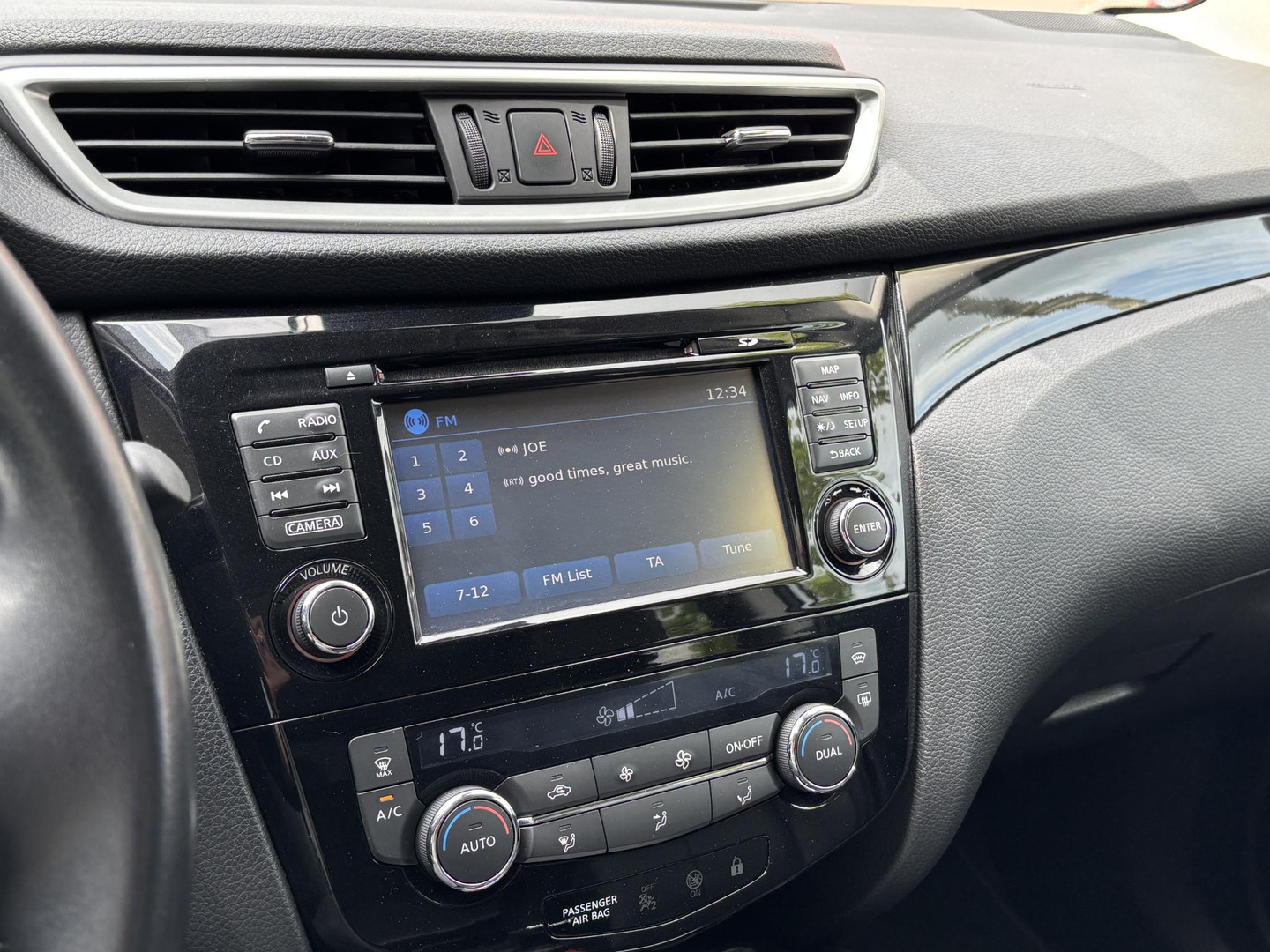 Nissan Nissan