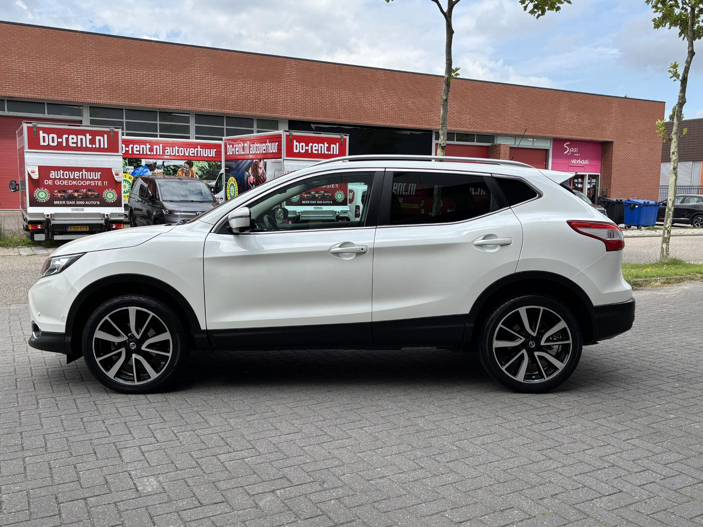 Nissan Nissan