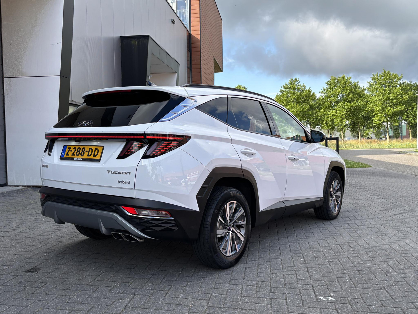 Hyundai Hyundai