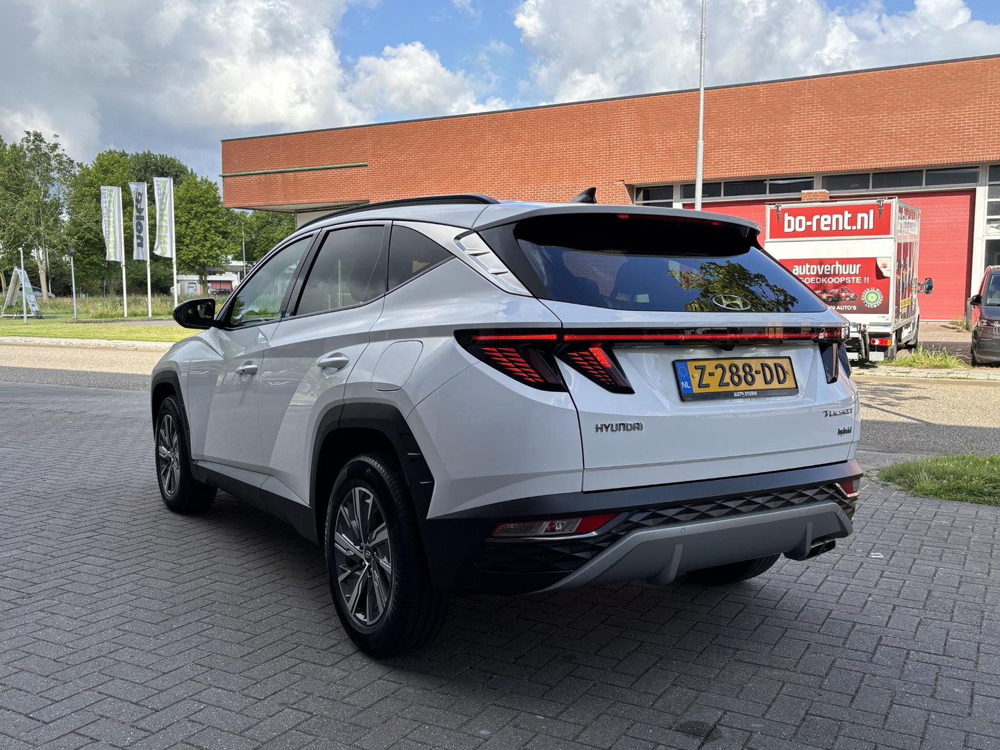 Hyundai Hyundai