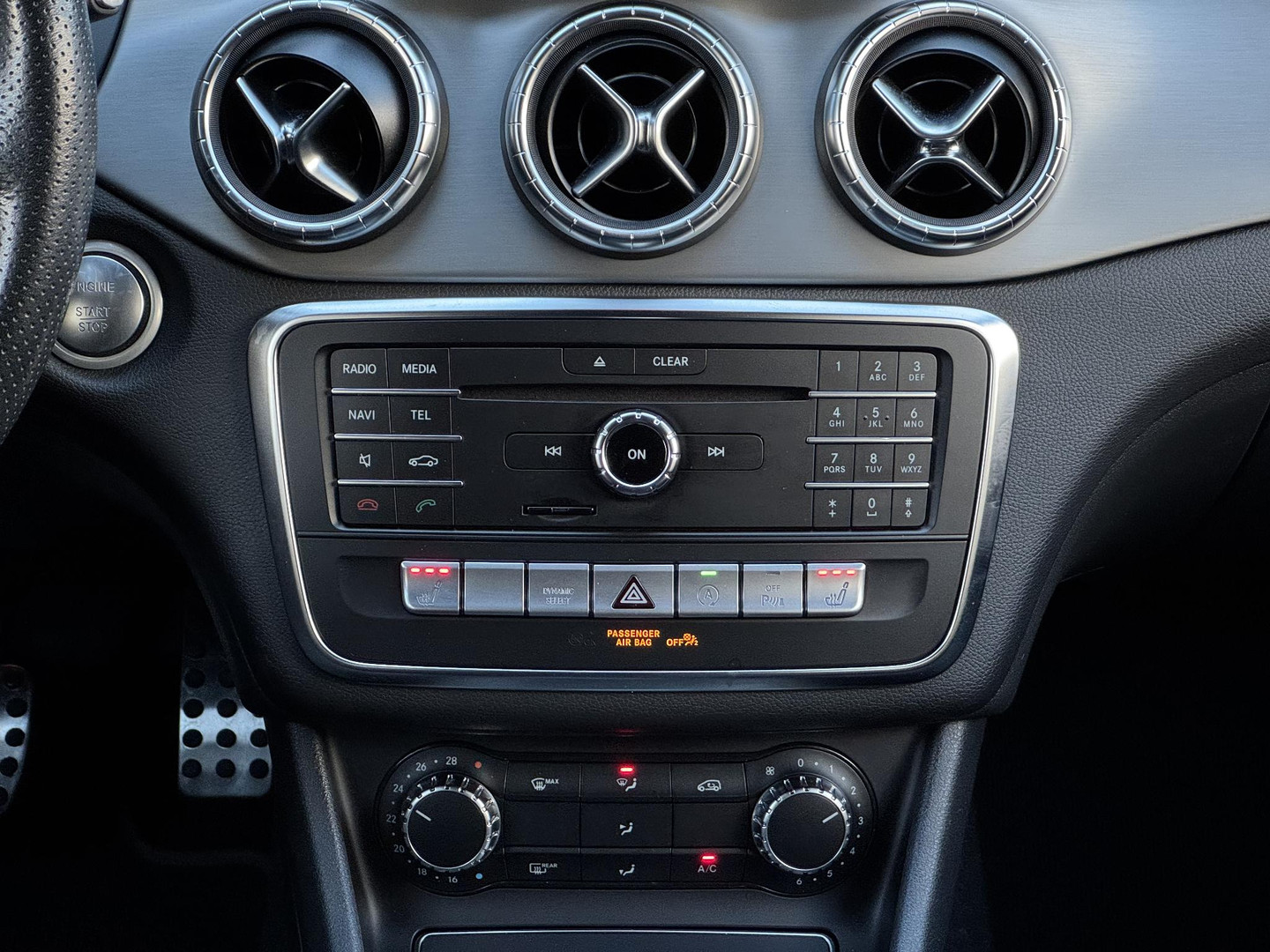 Mercedes-Benz Mercedes-Benz